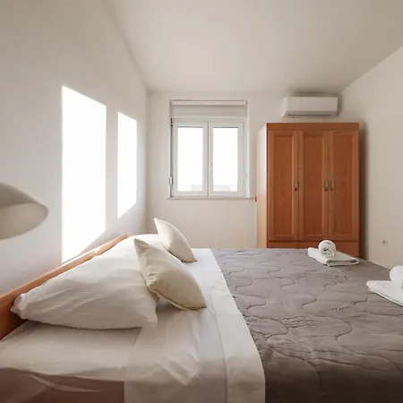 Family & Groups * Zadar