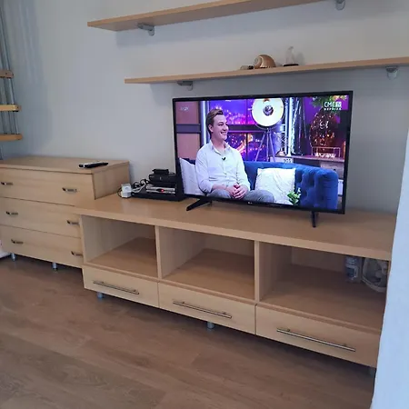 Family & Groups * Zára